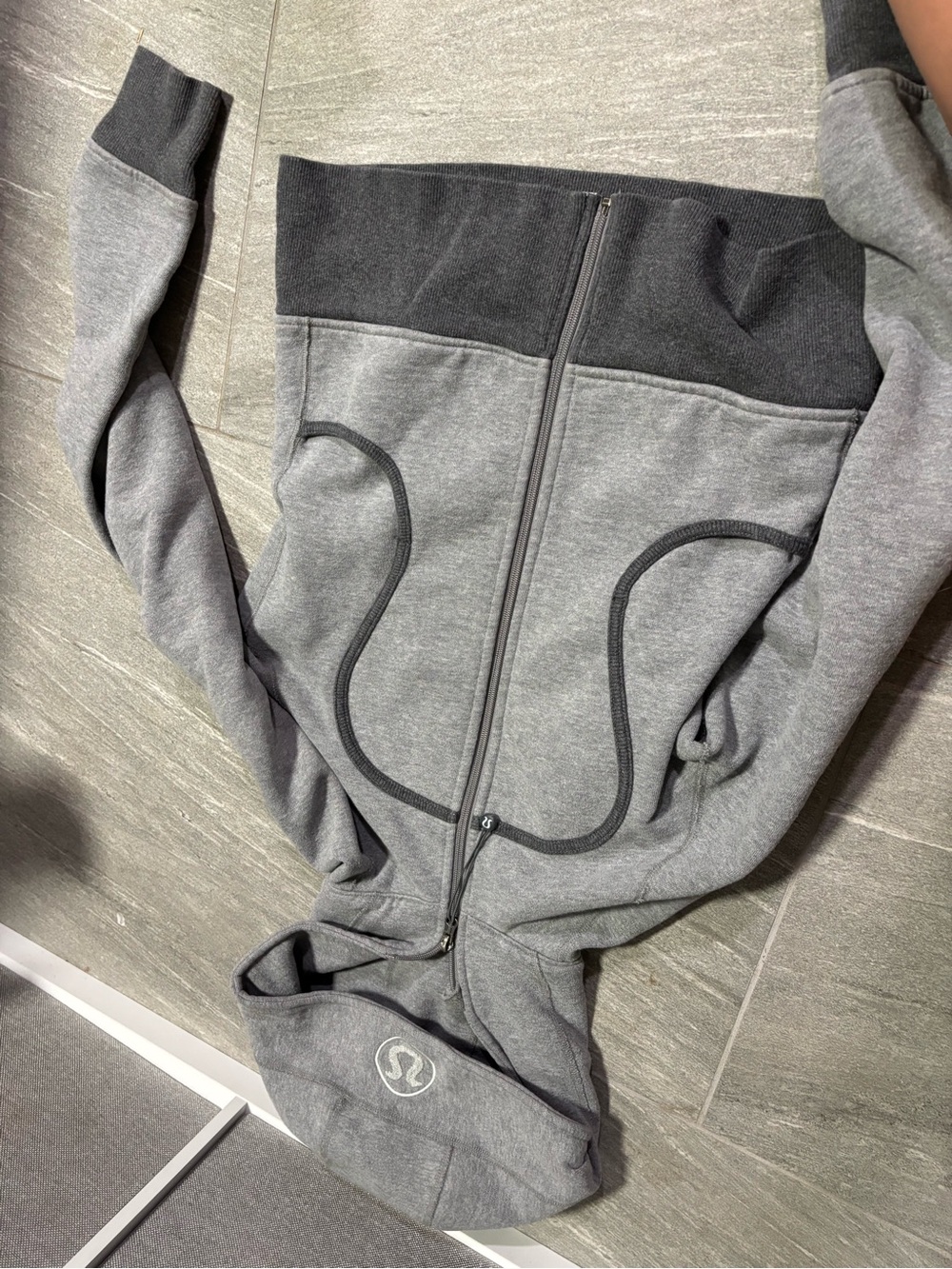 Lululemon Vintage Scuba Gray Zip-Up Hoodie